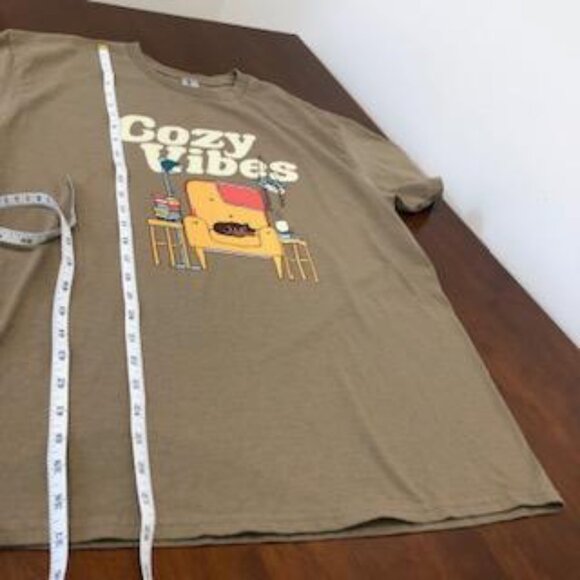Cozy Vibes Cat in Chair Graphic Unisex T-Shirt Size L. - Picture 9 of 16